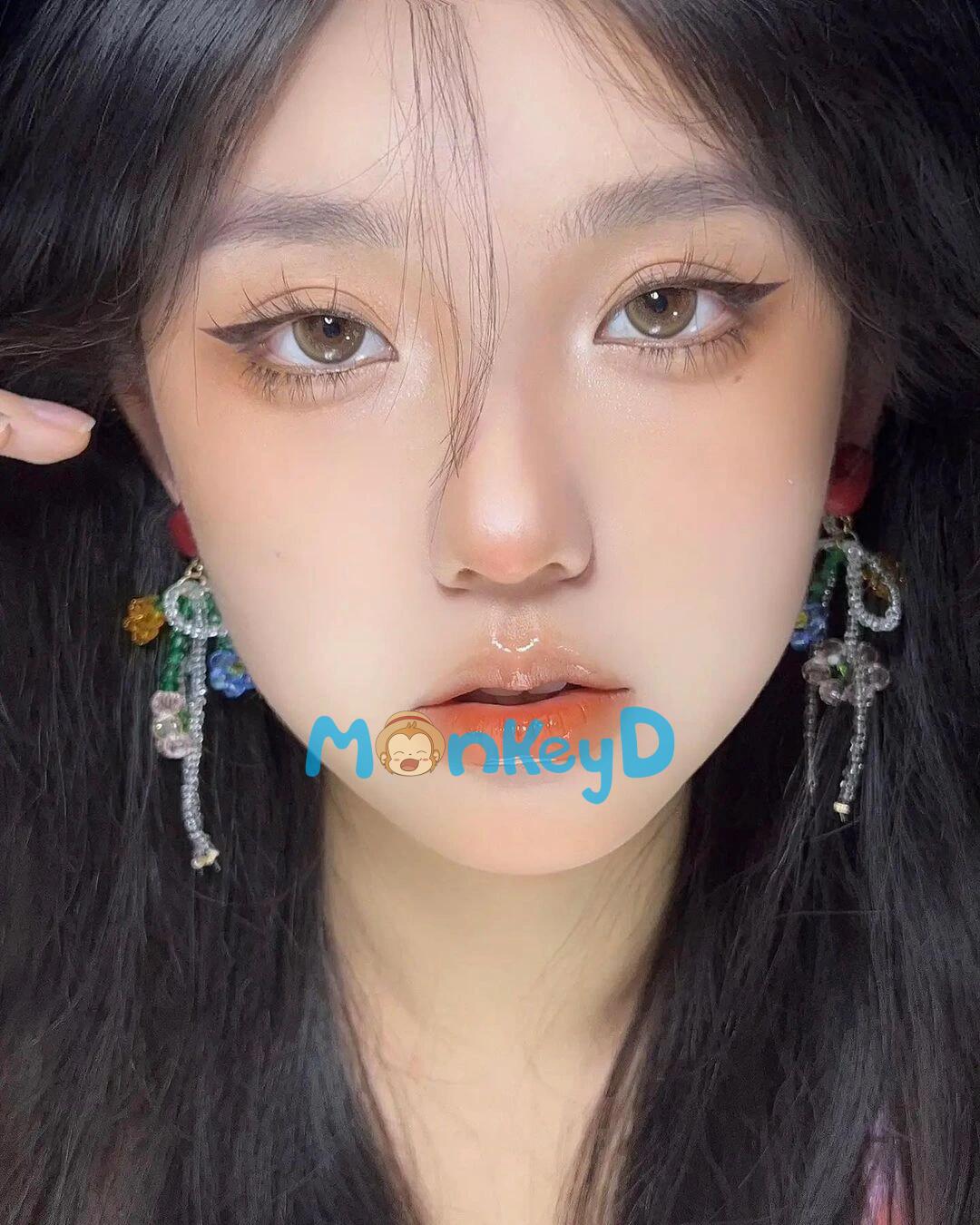 Lên báo án gặp ngay người yêu cũ