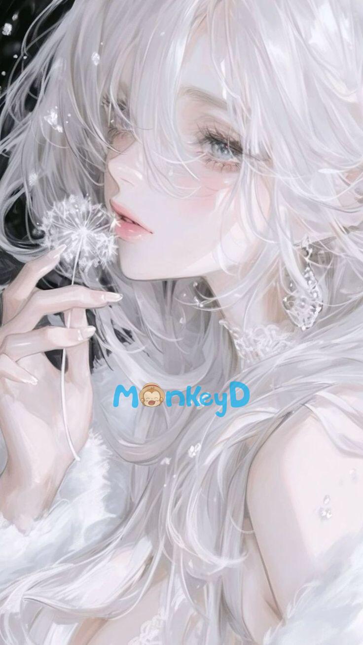 CHIẾC MẶT NẠ CỦA CÔ TA