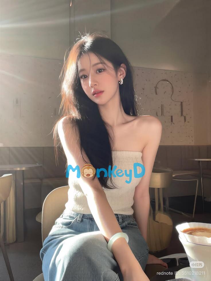 NỮ CẢI NAM TRANG NHƯNG LỠ MANG THAI HÀI TỬ CỦA CÔNG CHÚA