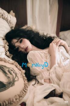 Chơi trốn tìm với gia đình chồng