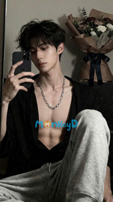 SAU KHI EM HỌ NÉM CON MÈO CỦA TÔI XUỐNG BAN CÔNG