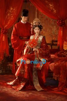 THÊ TỬ CHƯA TỪNG GẶP